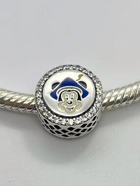 Disney Mickey Graduation Class of 2021 Pandora Charm